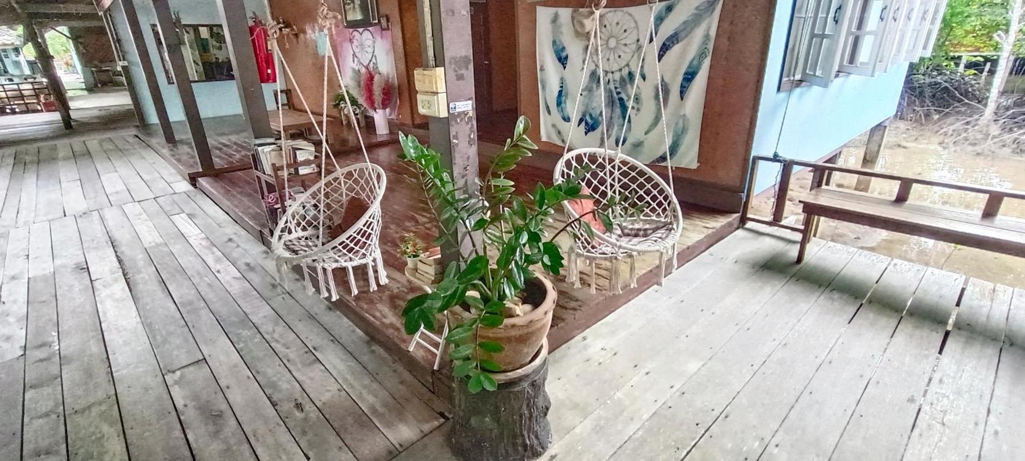 Ta Yai Homestay  Ko Kut Luaran gambar