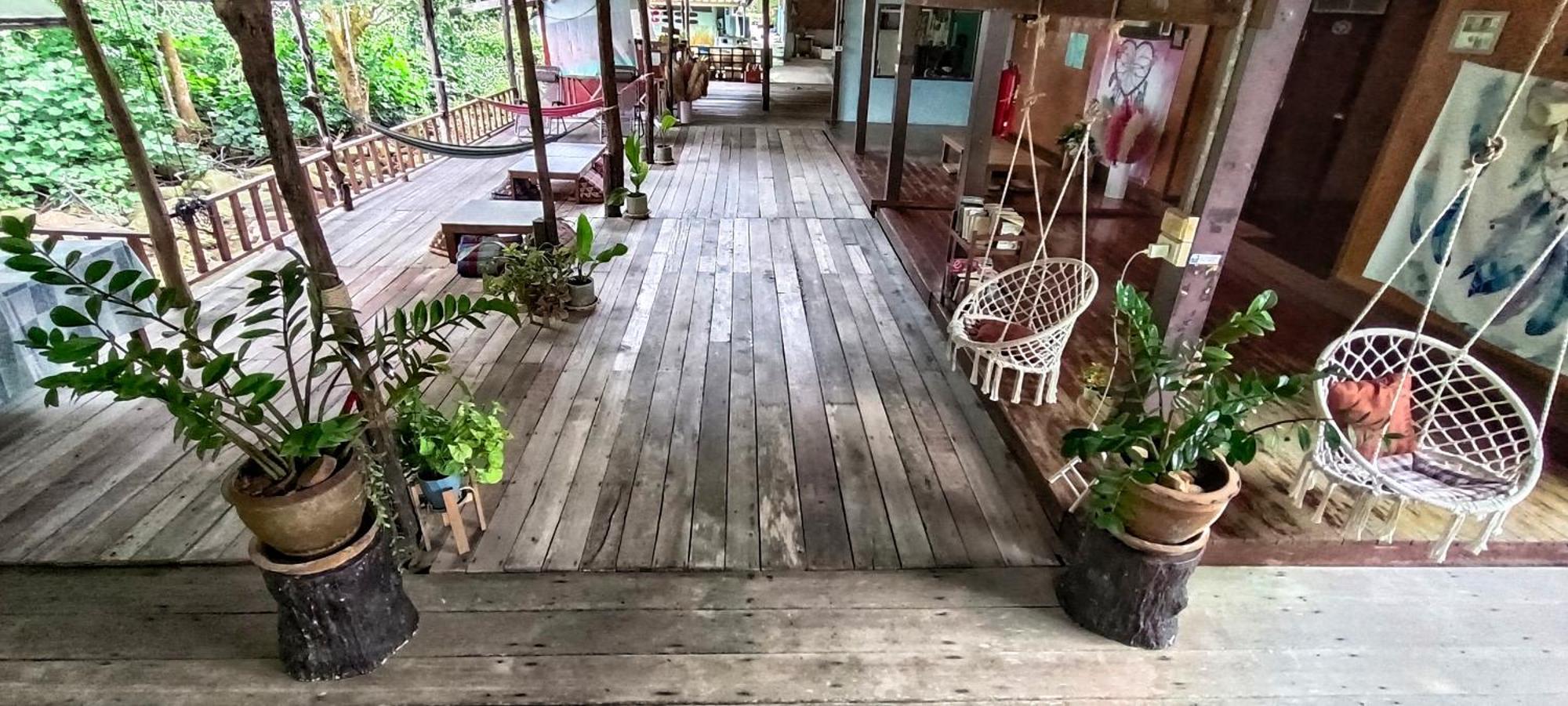 Ta Yai Homestay  Ko Kut Luaran gambar
