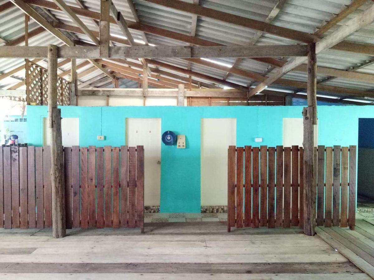 Ta Yai Homestay  Ko Kut Luaran gambar