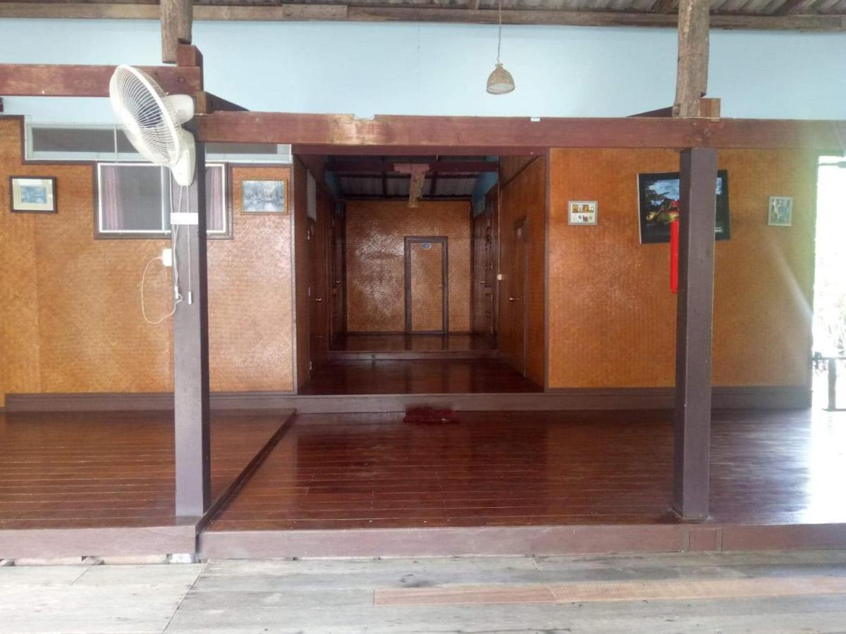 Ta Yai Homestay  Ko Kut Luaran gambar